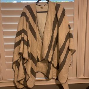 One size fits all pancho